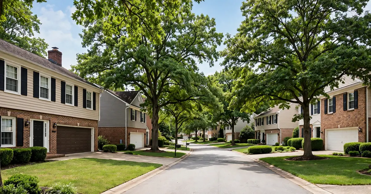 Chantilly VA $700K-$900K: Greenbriar vs Brookfield Guide 2026